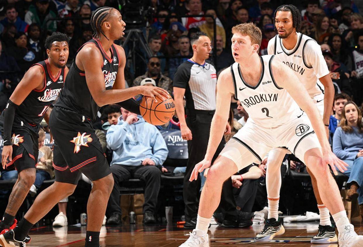 九游游戏中心官网-关于CBA常规赛转会期走向成谜，布鲁克林篮网造点机会，气氛紧张，赛程密集仍需轮换的信息