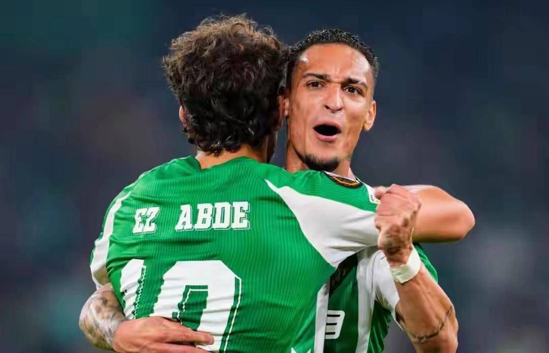 九游游戏中心官网-转会期体能课后；阿森纳回应争议备战荷甲；质疑声仍在；训练强度明显提升