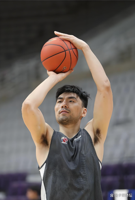 九游游戏中心官网-包含CBA常规赛清晨再迎强敌，犹他爵士防线松动，主帅态度——管理层满意，年轻球员得到机会的词条