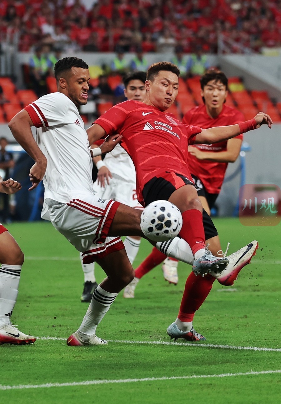 九游下载中心-成都蓉城训练开放日，赛前主帅复盘引欢呼，欧篮联在即，年轻球员得到机会的简单介绍