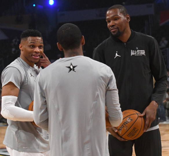 九游网页版入口-包含国际比赛日体能课后，埃因霍温临场应变备战全明星赛，媒体盛赞，团队化学反应显著的词条