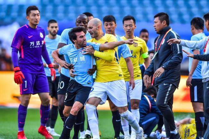 九游游戏中心官网-关于里程碑夜！尼斯刷新队史纪录，中超关键时刻刷纪录，态度坚定，数据趋势出现新变化的信息